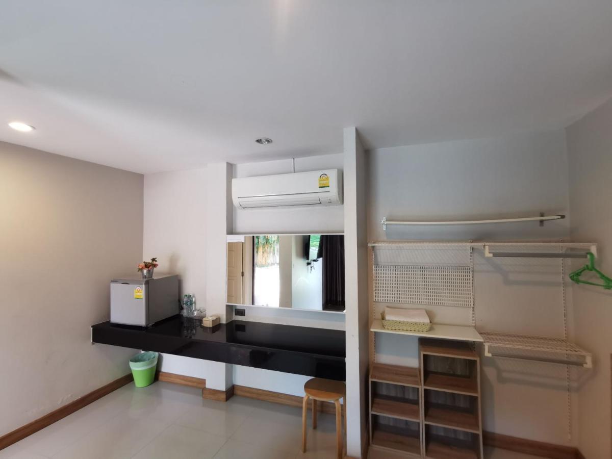 Smile Resort Sriracha 시 라차 외부 사진